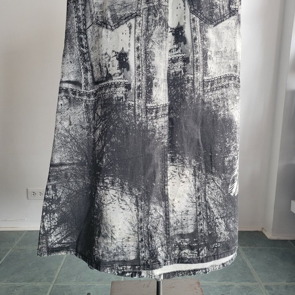 NWT -Y2K Denim Vintage Grunge Tattered Streetwear Skirt (Size 8/10) - Picture 4 of 13